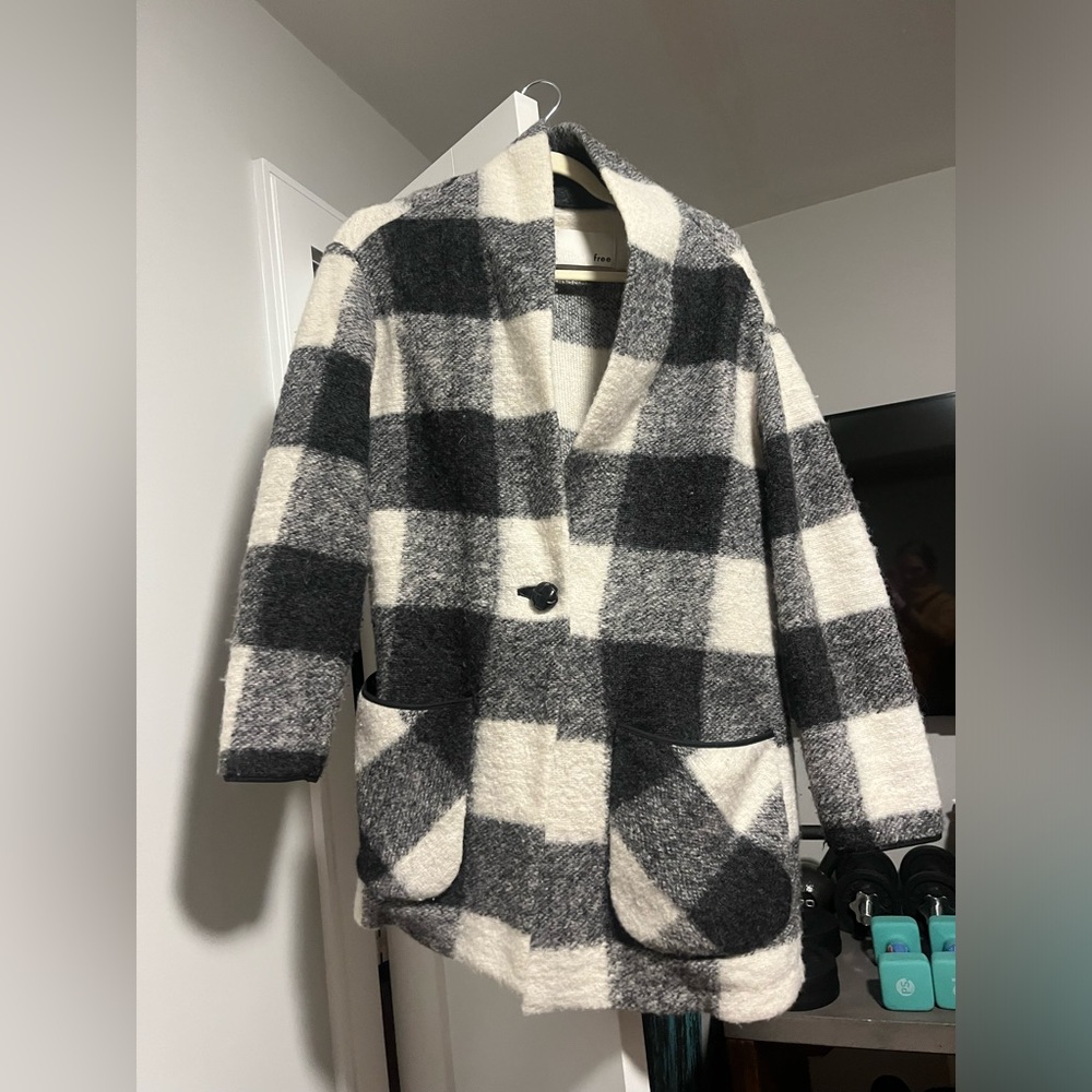 Aritzia Wilfred free off duty black white wool plaid button jacket size small